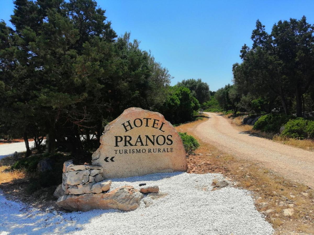Hotel Pranos Turismo Rurale קאלה גונונה מראה חיצוני תמונה