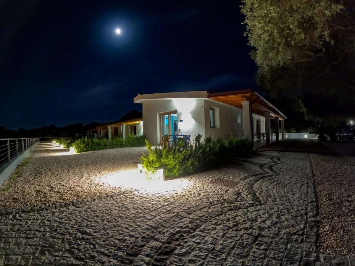 Hotel Pranos Turismo Rurale קאלה גונונה מראה חיצוני תמונה