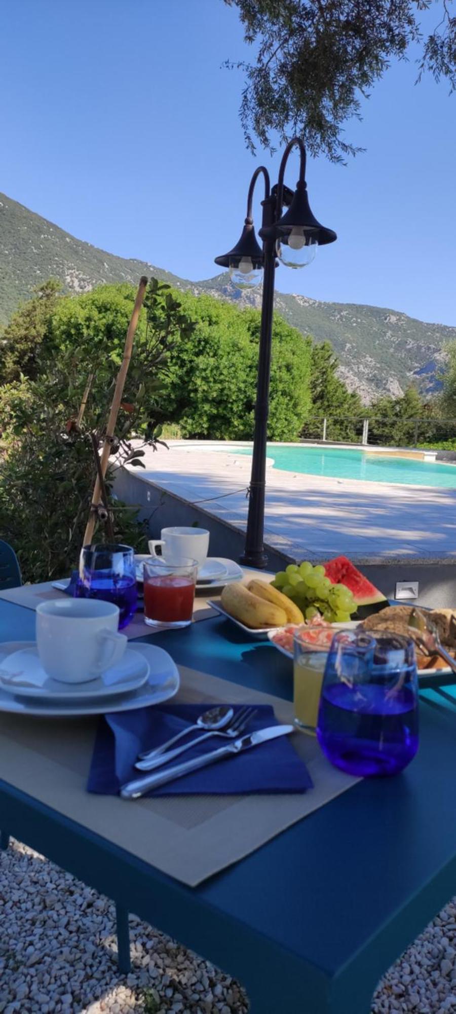 Hotel Pranos Turismo Rurale קאלה גונונה מראה חיצוני תמונה
