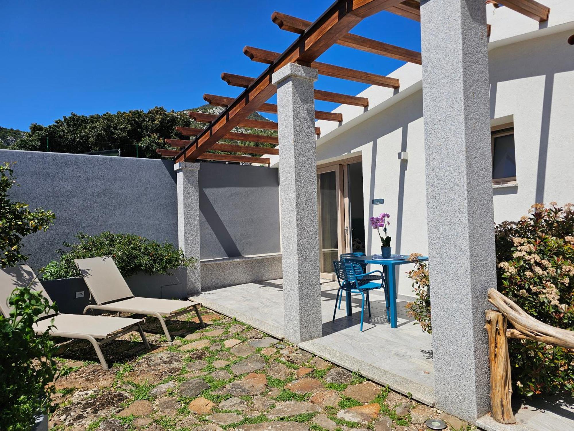Hotel Pranos Turismo Rurale קאלה גונונה מראה חיצוני תמונה